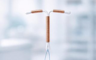 sterilet-cuivre-gros-plan-clinique